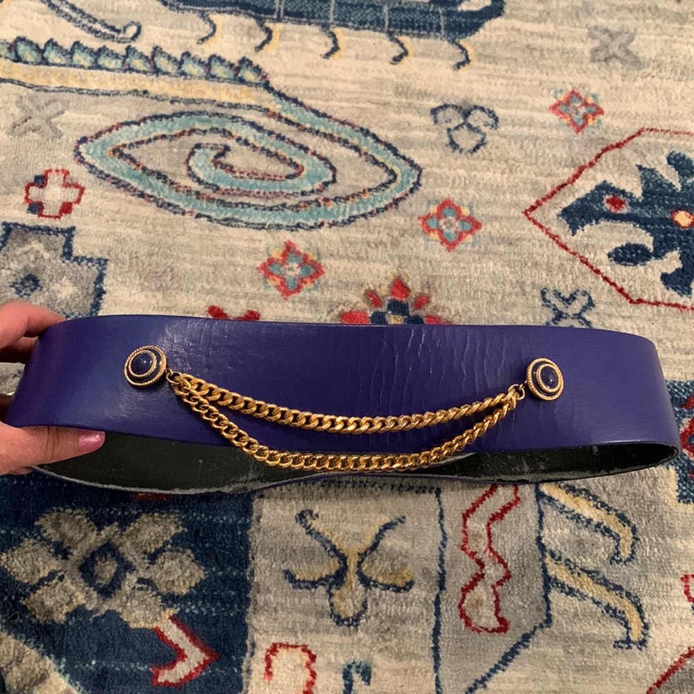 Vintage St. John chain detail leather belt
